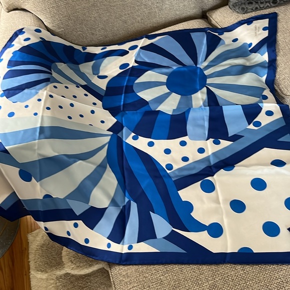 Kate Spade Geo Bloom Silk Square Scarf - Picture 7 of 7
